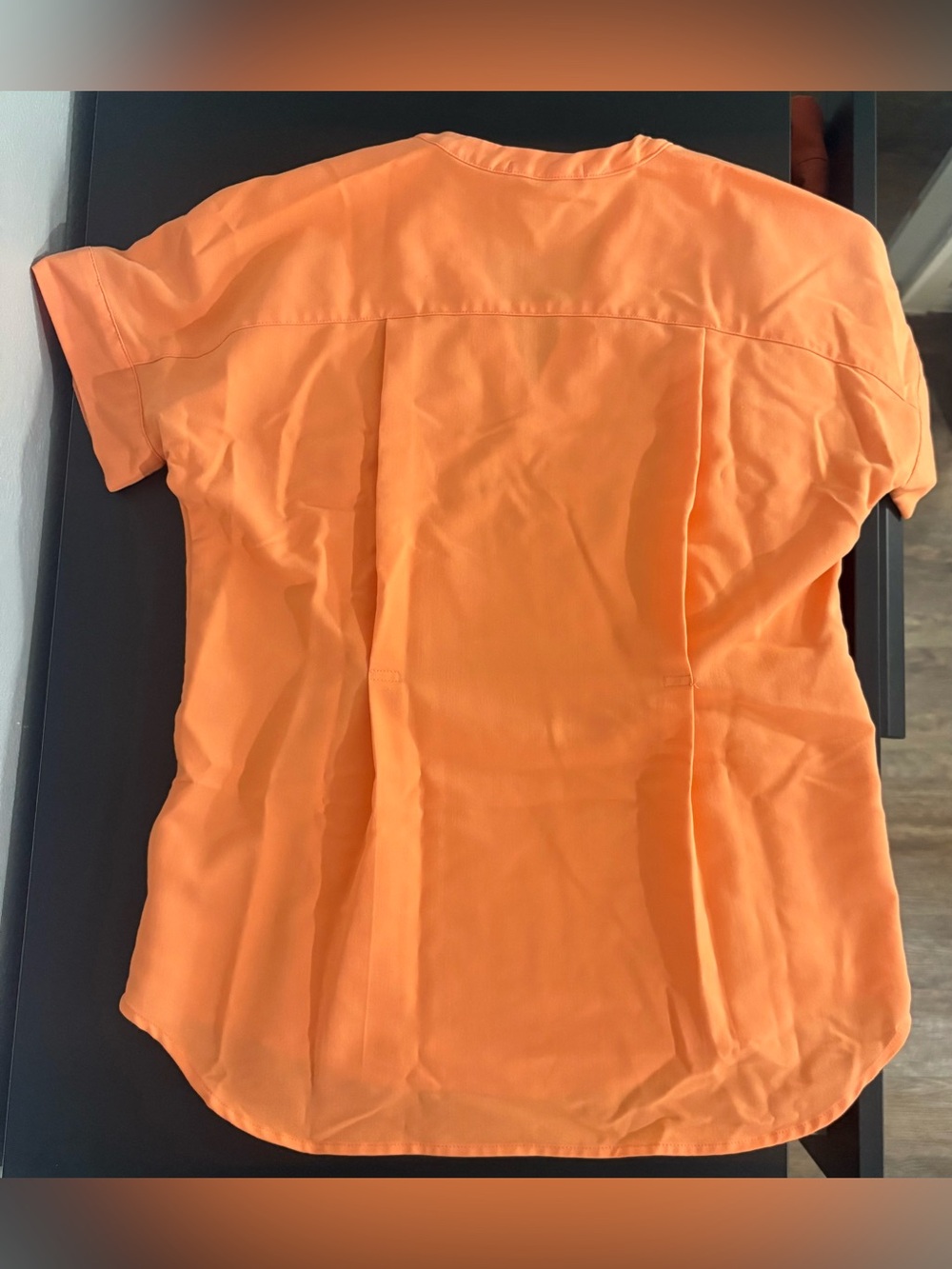 Figs Papaya Scrub Top - Picture 5 of 8